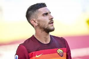 训练赛-罗马8-0胜业余球队，迪巴拉首发&佩莱格里尼复出踢中场