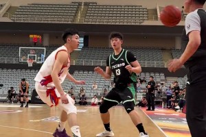 对面 ：不是，裁判也是你们的？
