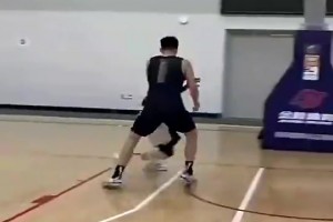 姚明：现在为什么出不了姚明或李娜了？因为当年我们吃到了媒体的便宜
