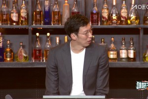 这球太帅了！节末最后一攻廖三宁转身传秒朱俊龙压哨三分！